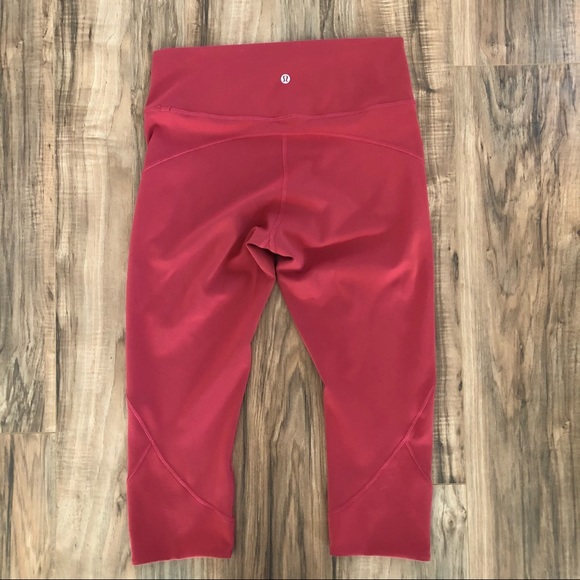 🦊Lululemon In Movement Crop *Everlux 19" - Picture 5 of 8